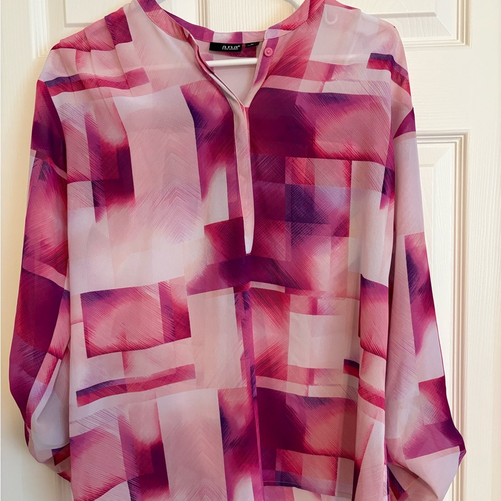 ✨3/$10✨ a.n.a Pink Graphic Boxy Blouse with Mandarin Collar